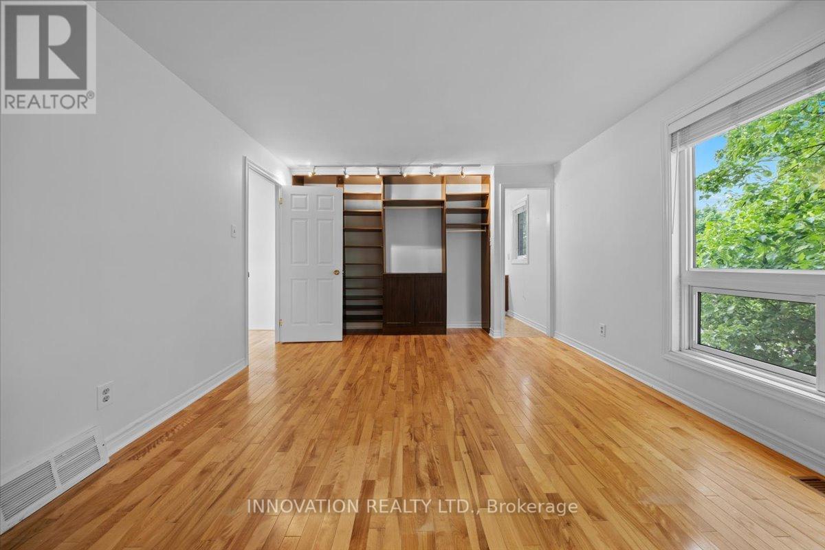 1553 Marcoux Drive, Ottawa, Ontario  K1E 2K5 - Photo 28 - X12205510