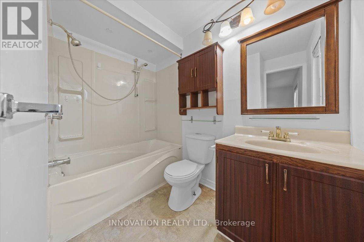 1553 Marcoux Drive, Ottawa, Ontario  K1E 2K5 - Photo 29 - X12205510