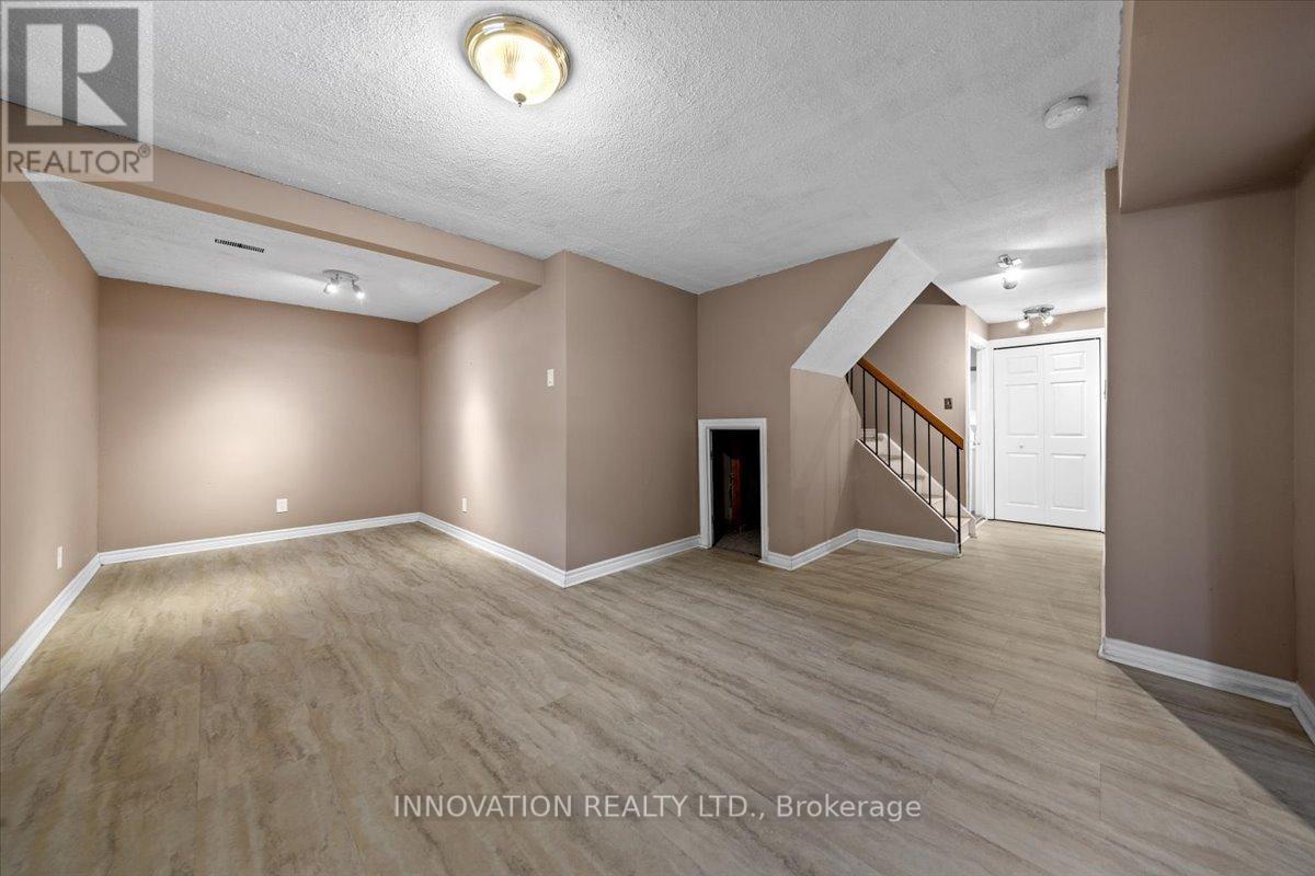 1553 Marcoux Drive, Ottawa, Ontario  K1E 2K5 - Photo 30 - X12205510