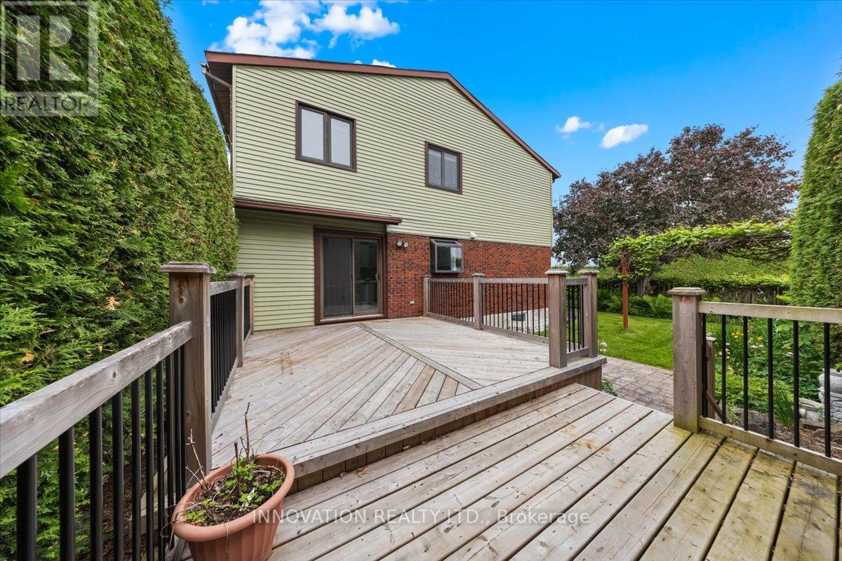 1553 Marcoux Drive, Ottawa, Ontario  K1E 2K5 - Photo 37 - X12205510