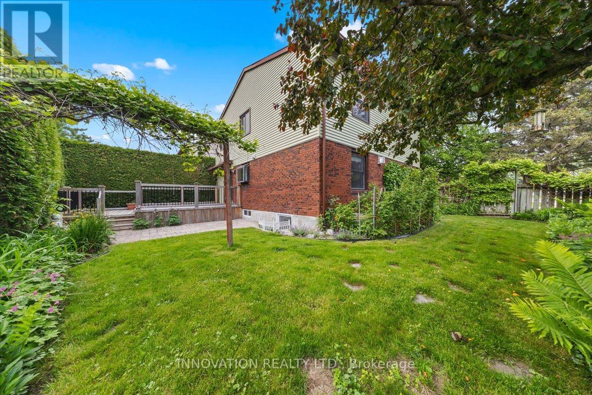 1553 Marcoux Drive, Ottawa, Ontario  K1E 2K5 - Photo 39 - X12205510