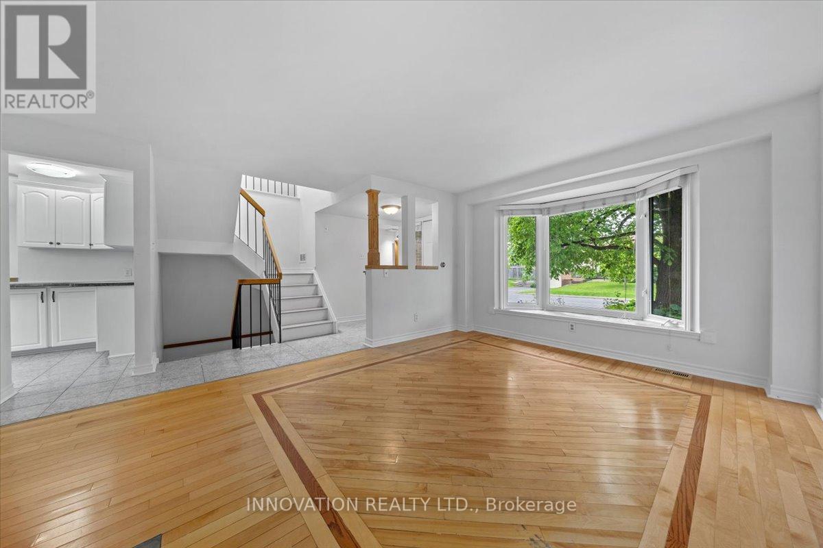 1553 Marcoux Drive, Ottawa, Ontario  K1E 2K5 - Photo 6 - X12205510