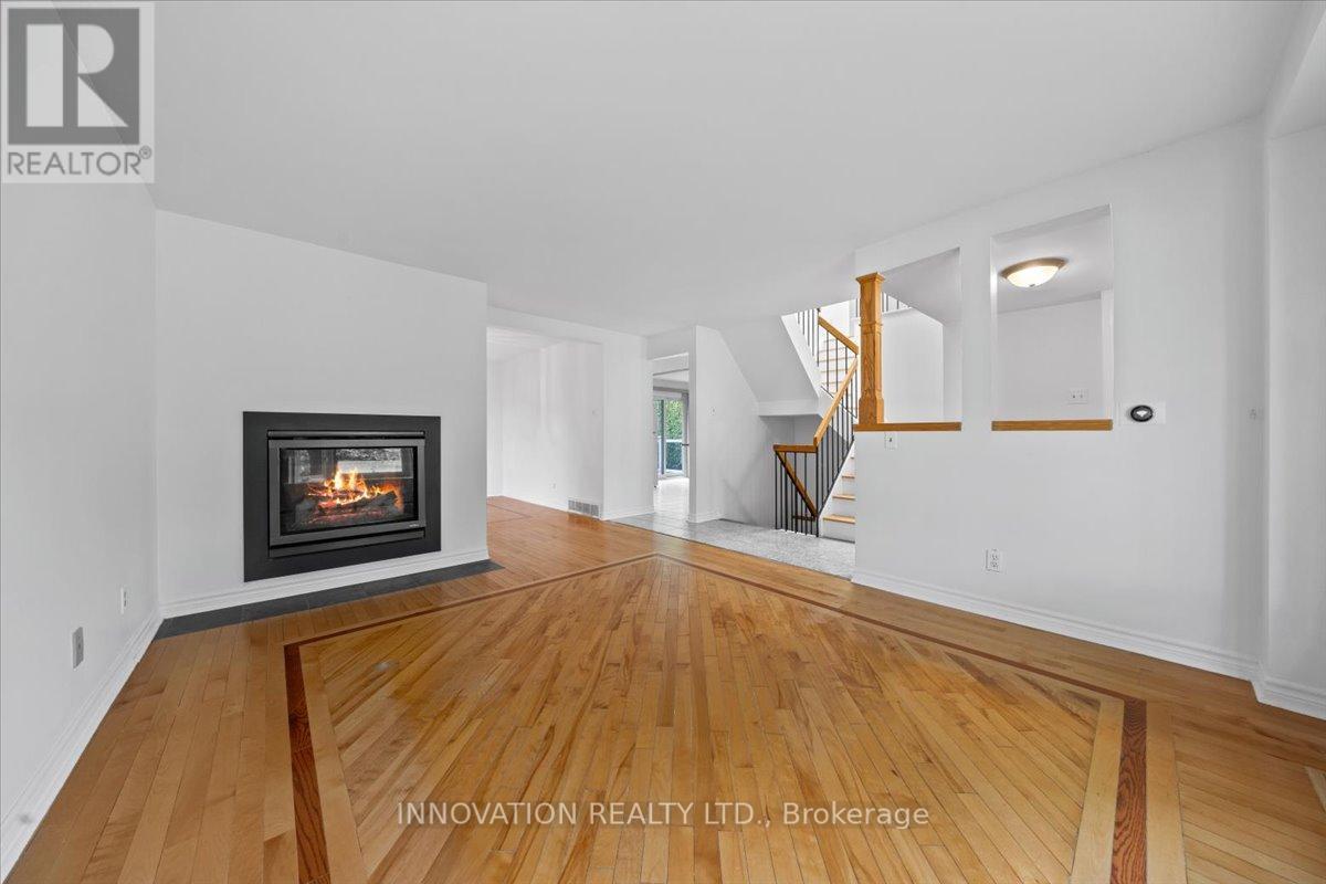 1553 Marcoux Drive, Ottawa, Ontario  K1E 2K5 - Photo 7 - X12205510