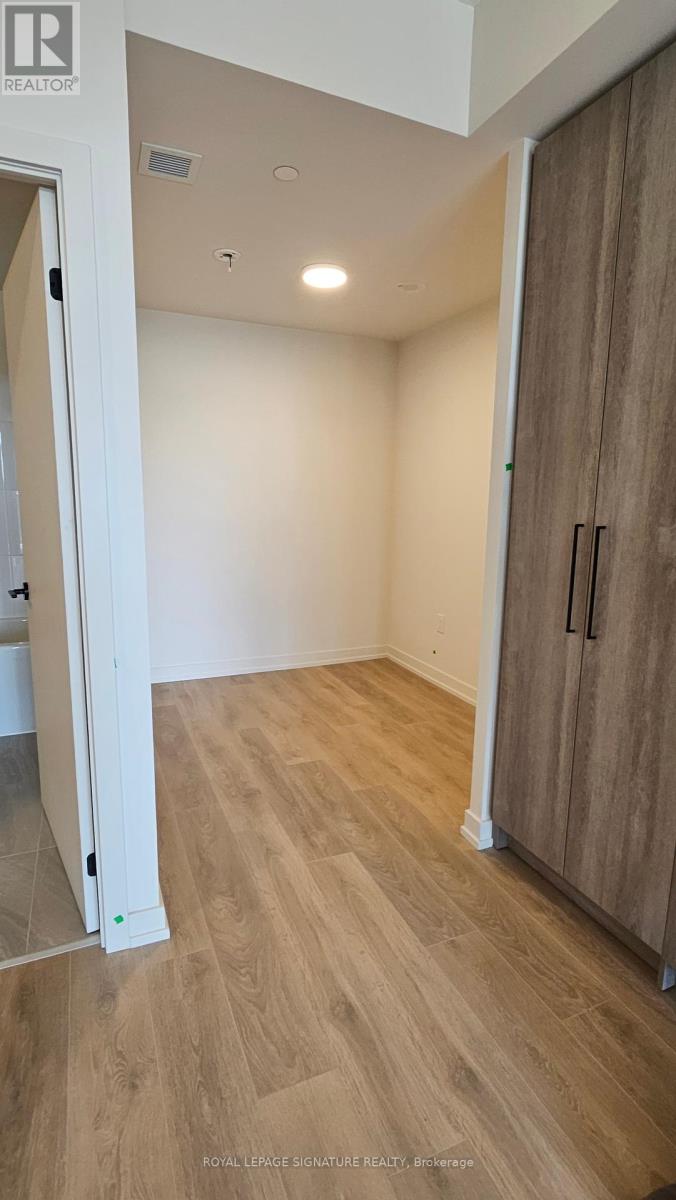 405 - 181 Sterling Road, Toronto, Ontario  M6R 2B2 - Photo 2 - C12205511