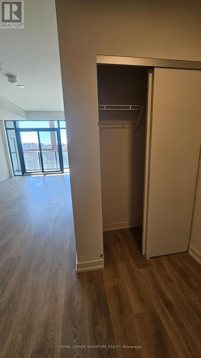405 - 181 Sterling Road, Toronto, Ontario  M6R 2B2 - Photo 3 - C12205511