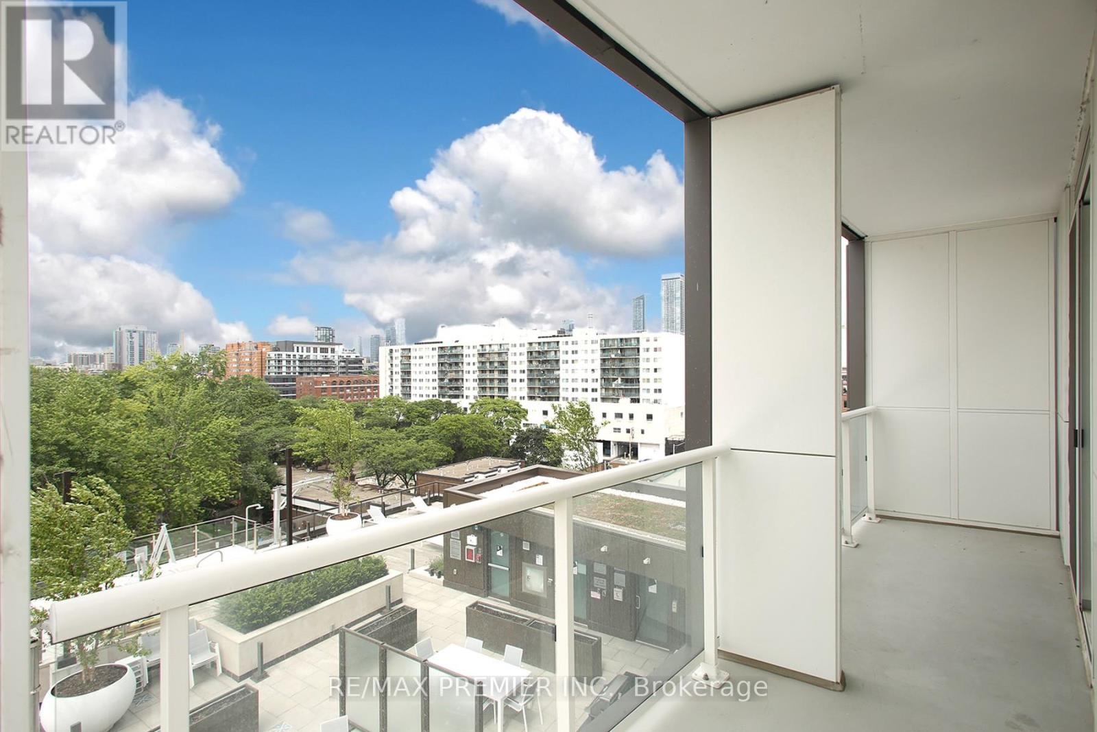 805 - 80 Vanauley Street, Toronto, Ontario  M5T 0C9 - Photo 15 - C12205542