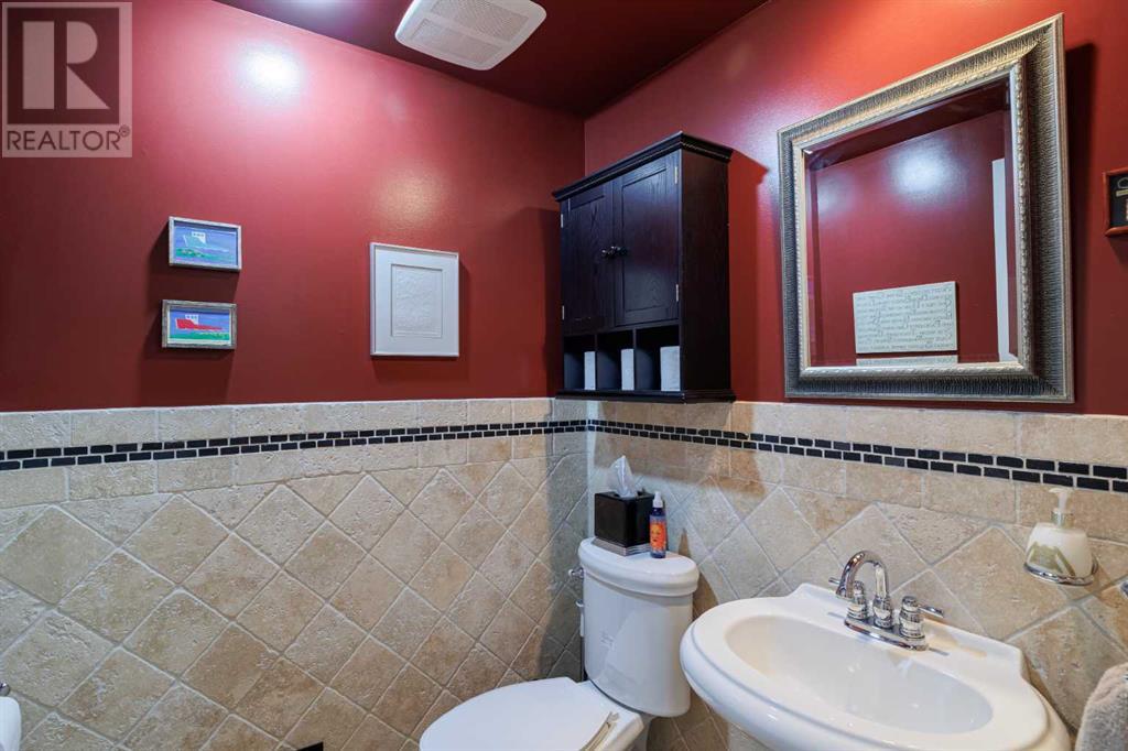 320 Scarboro Avenue Sw, Calgary, Alberta  T3C 2H3 - Photo 21 - A2227591