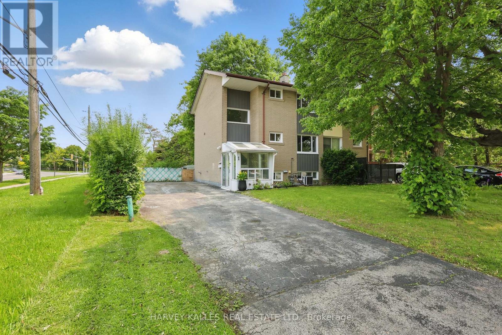 1 Vanity Court, Toronto (Parkwoods-Donalda), Ontario  M3A 1W9 - Photo 37 - C12197975
