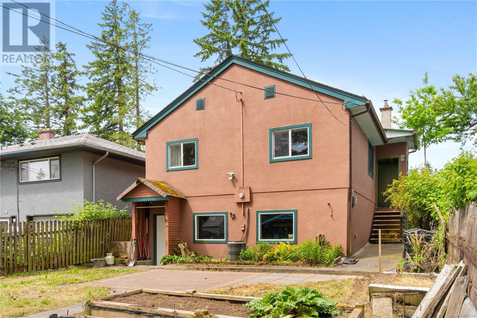 608 Hillcrest Ave, Nanaimo, British Columbia  V9R 3M7 - Photo 2 - 1002700