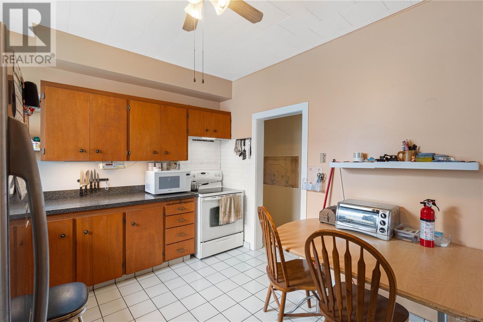 608 Hillcrest Ave, Nanaimo, British Columbia  V9R 3M7 - Photo 6 - 1002700