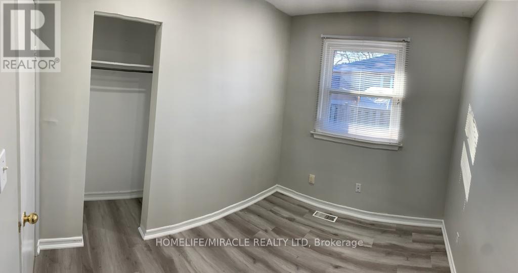 Upper - 124 Sheldon Drive, Newmarket, Ontario  L3Y 2V7 - Photo 4 - N12205541