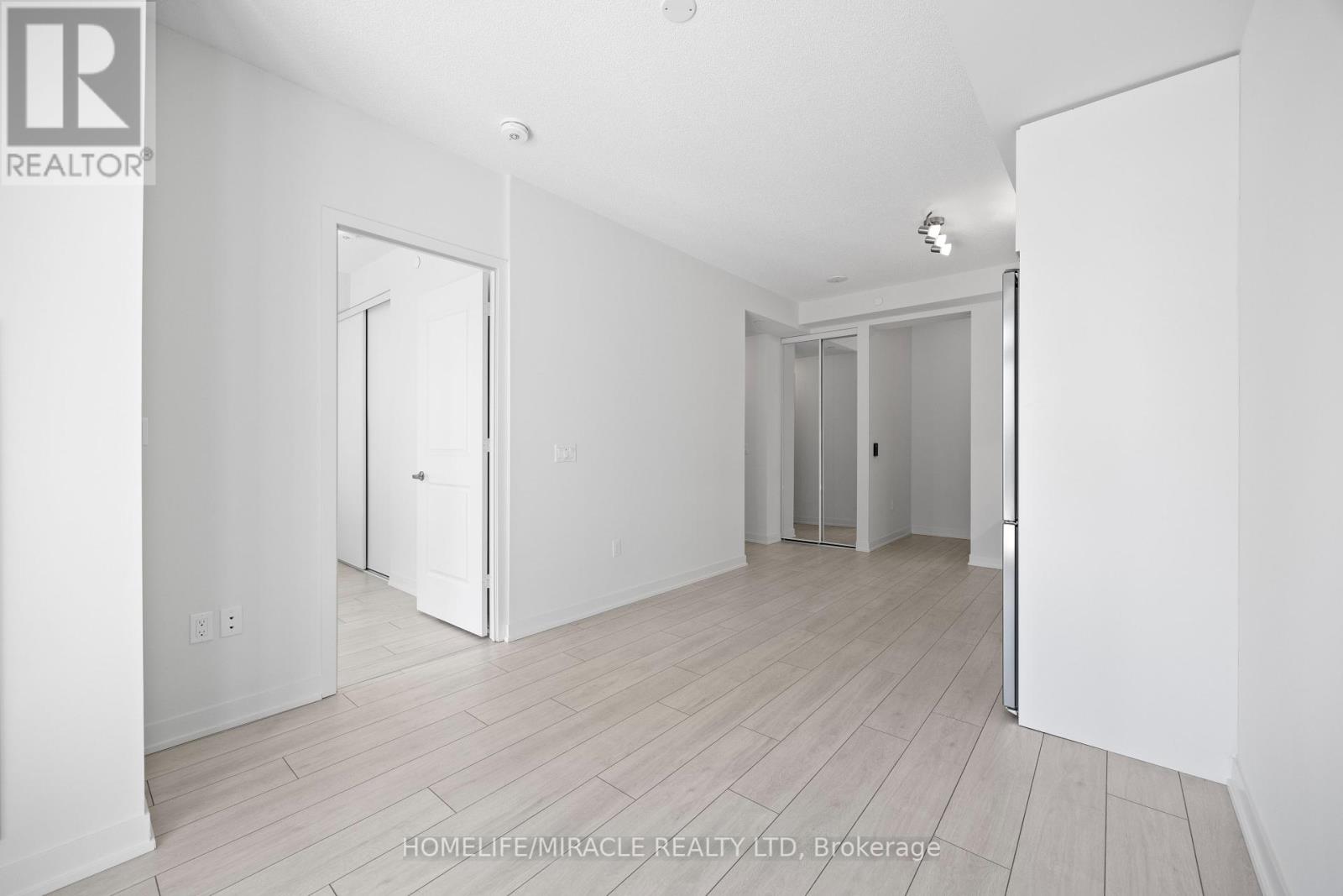 607 - 38 Annie Craig Drive, Toronto (Mimico), Ontario  M8V 0G9 - Photo 15 - W12205522