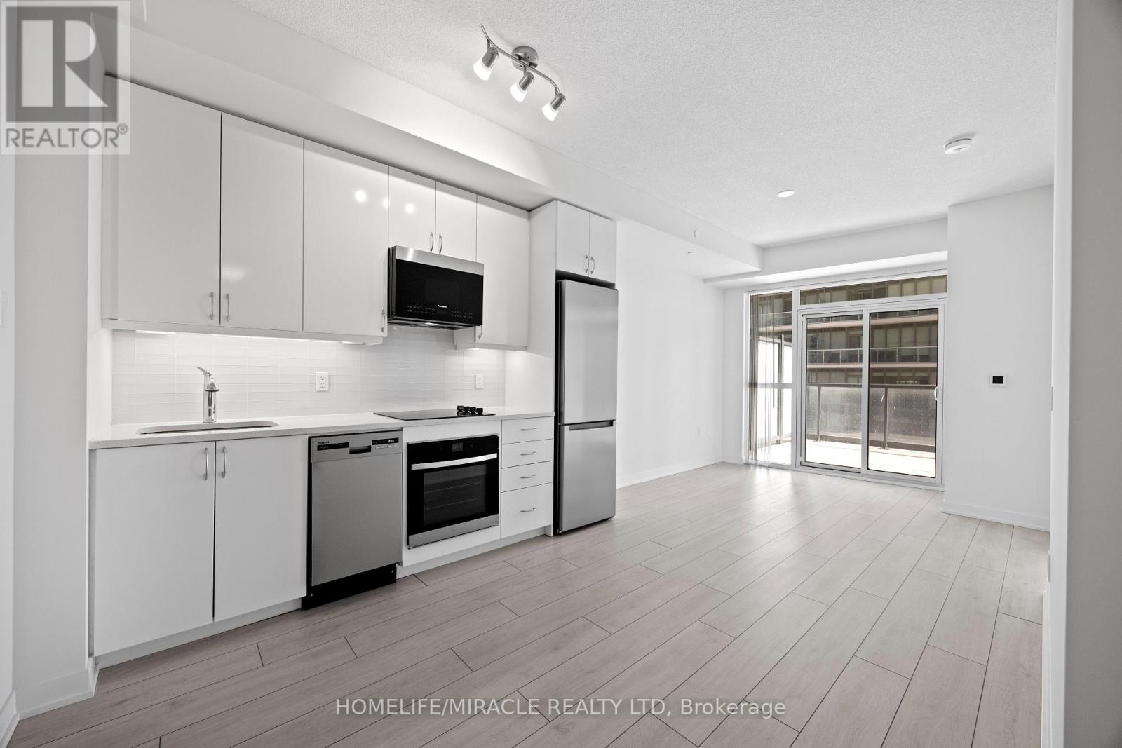 607 - 38 Annie Craig Drive, Toronto, Ontario  M8V 0G9 - Photo 7 - W12205522