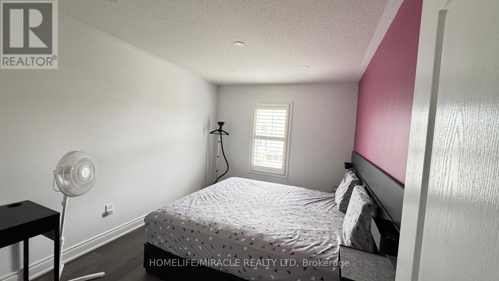 215 Remembrance Road, Brampton (Northwest Brampton), Ontario  L7A 4P1 - Photo 15 - W12205528