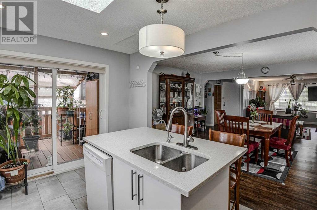 11 Ogmoor Crescent Se, Calgary, Alberta  T2C 2E8 - Photo 12 - A2222345