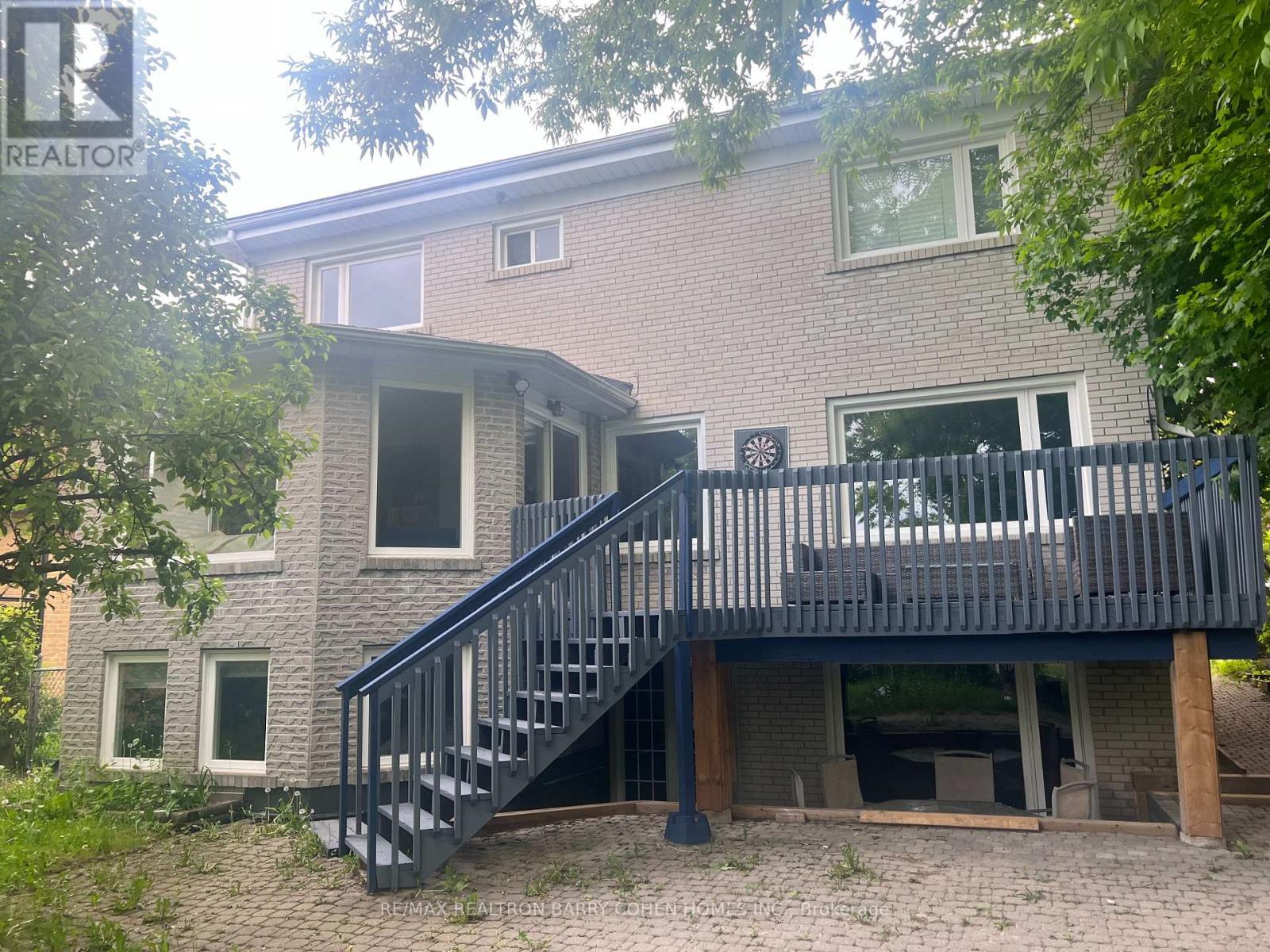 98 Rockford Road, Toronto, Ontario  M2R 3A7 - Photo 1 - C12055077