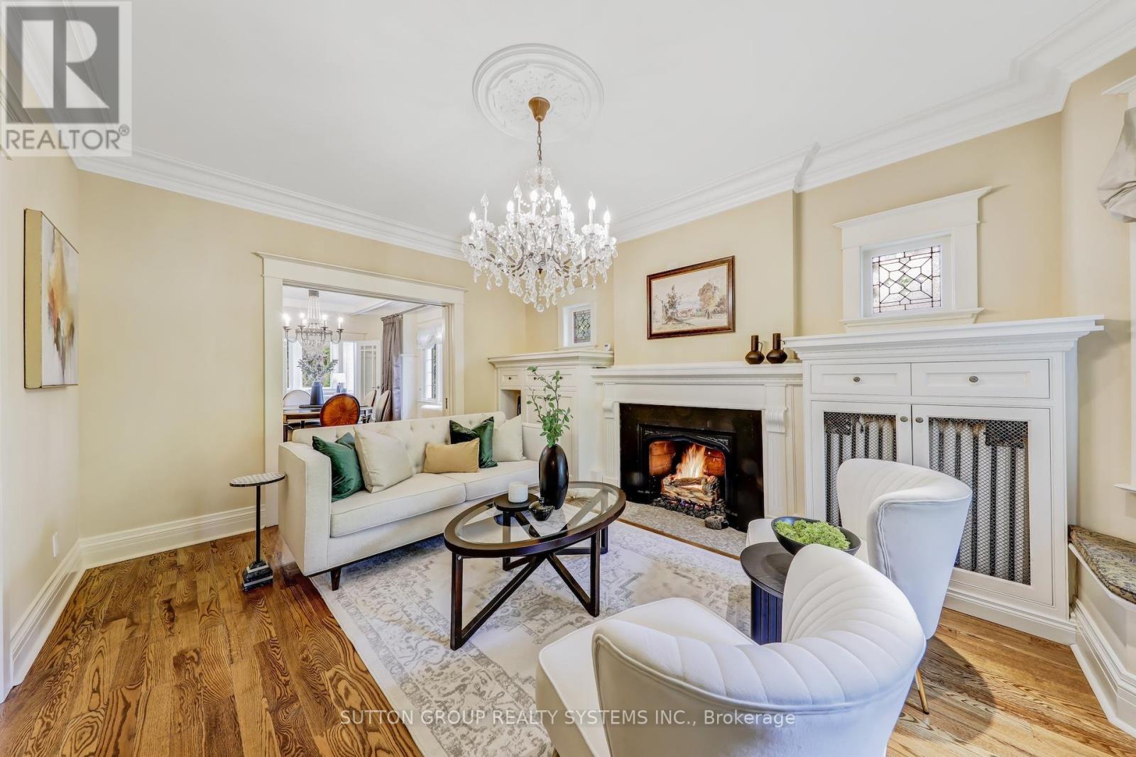 218 Glendonwynne Road, Toronto, Ontario  M6P 3G3 - Photo 10 - W12172317