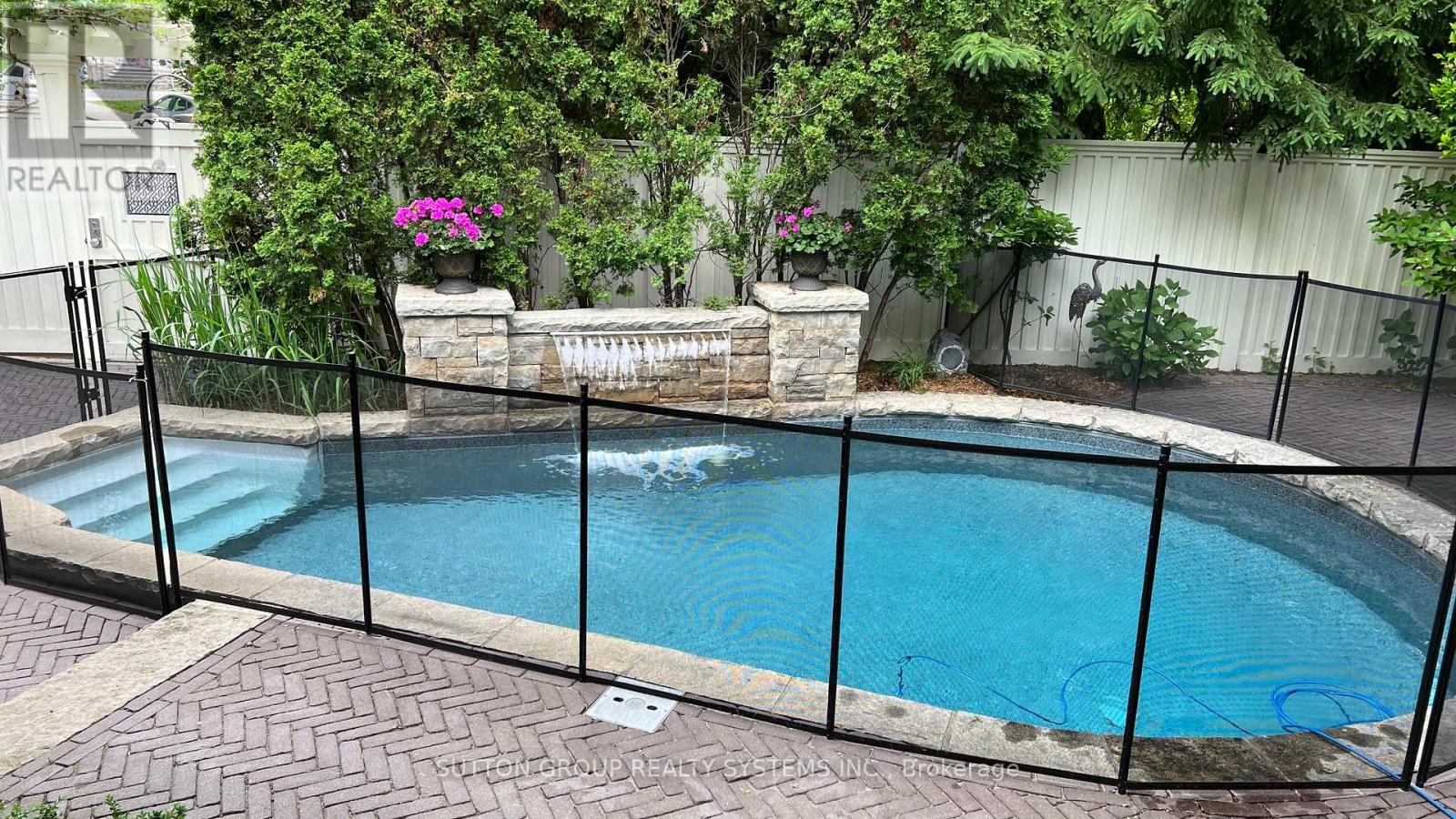 218 Glendonwynne Road, Toronto, Ontario  M6P 3G3 - Photo 43 - W12172317