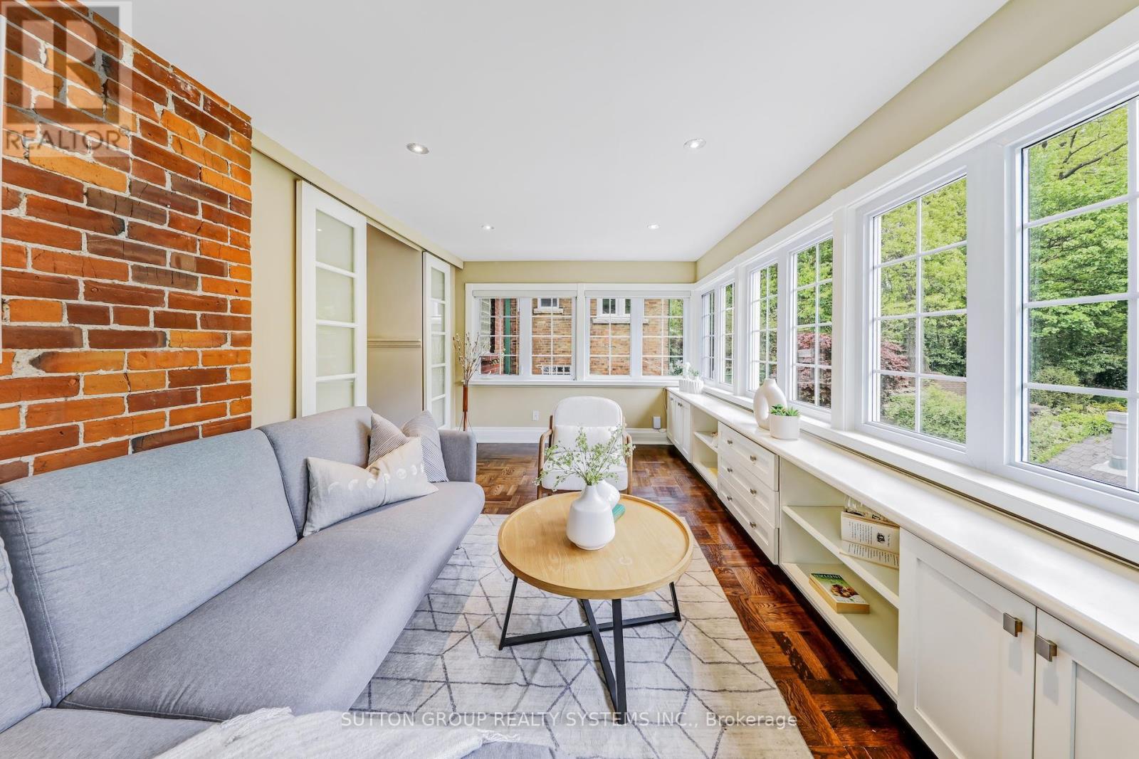 218 Glendonwynne Road, Toronto, Ontario  M6P 3G3 - Photo 30 - W12172317