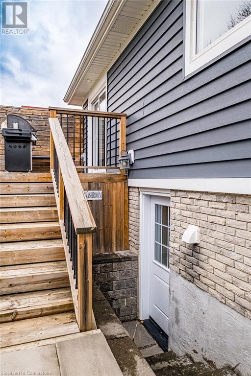 2015 Faversham Avenue, Burlington, Ontario  L7P 1W5 - Photo 40 - 40715308