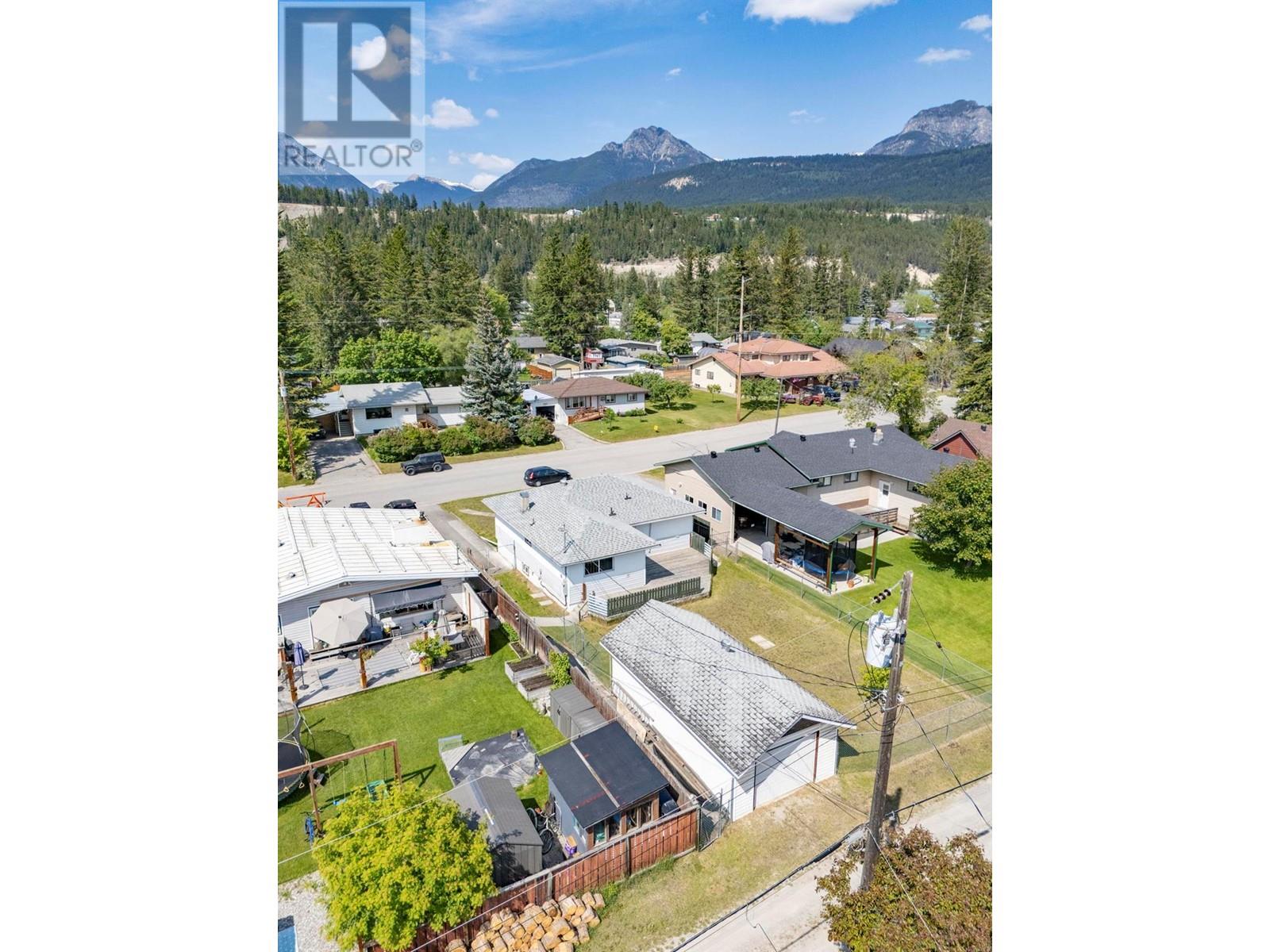 1210 12th Street S, Golden, British Columbia  V0A 1H0 - Photo 45 - 10351340