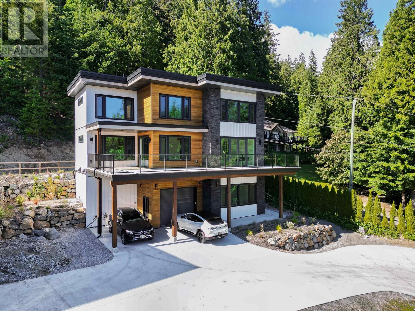 971 MARINE DRIVE, gibsons, British Columbia