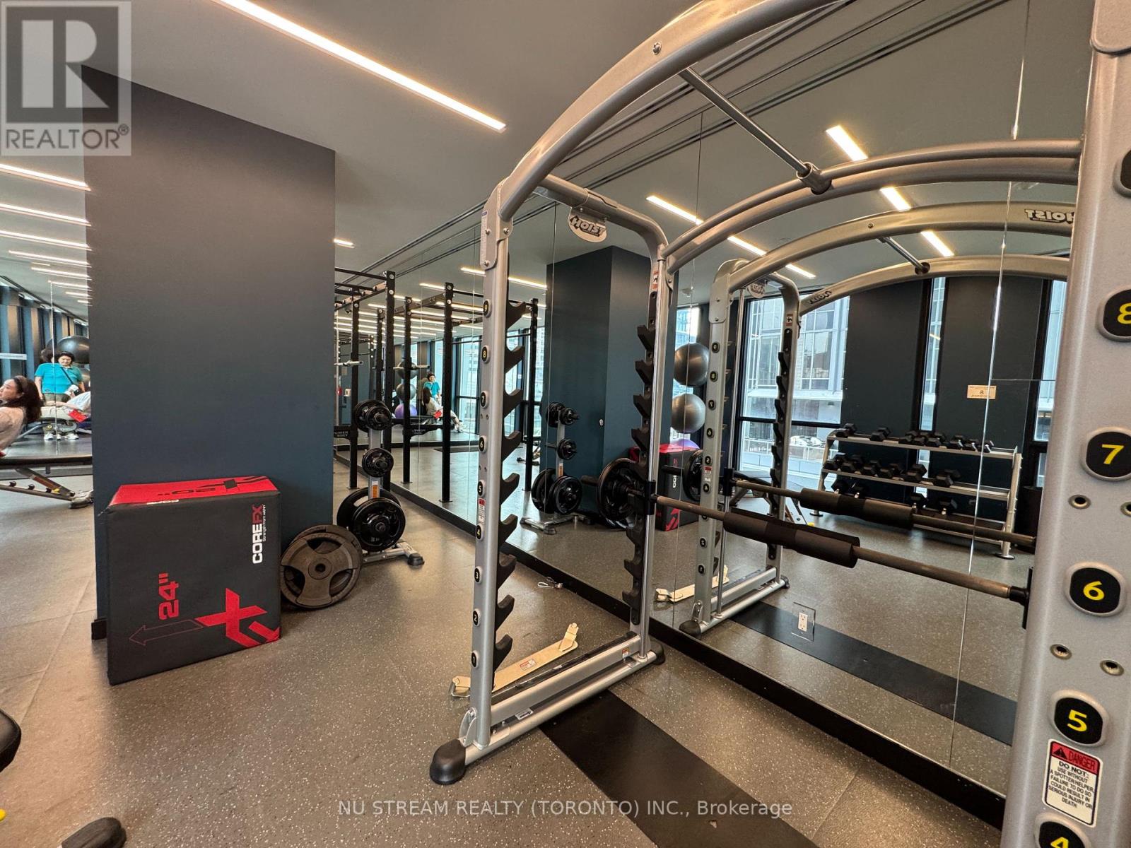 2406 - 1 Yorkville Avenue, Toronto, Ontario  M4W 1L1 - Photo 23 - C12205550