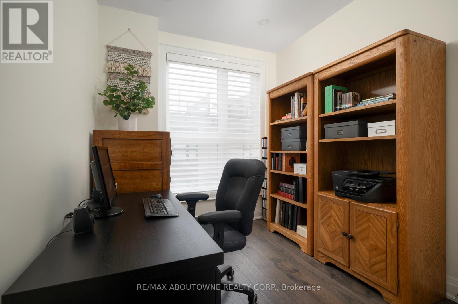 3227 Ellyn Common, Burlington, Ontario  L7N 0A3 - Photo 22 - W12194082