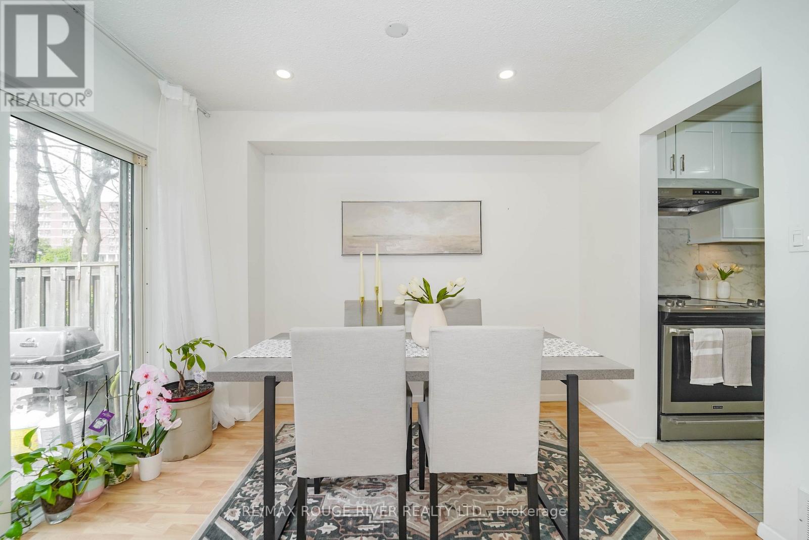 74 - 100 Bridletowne Circle, Toronto (L'amoreaux), Ontario  M1W 2G8 - Photo 13 - E12205553