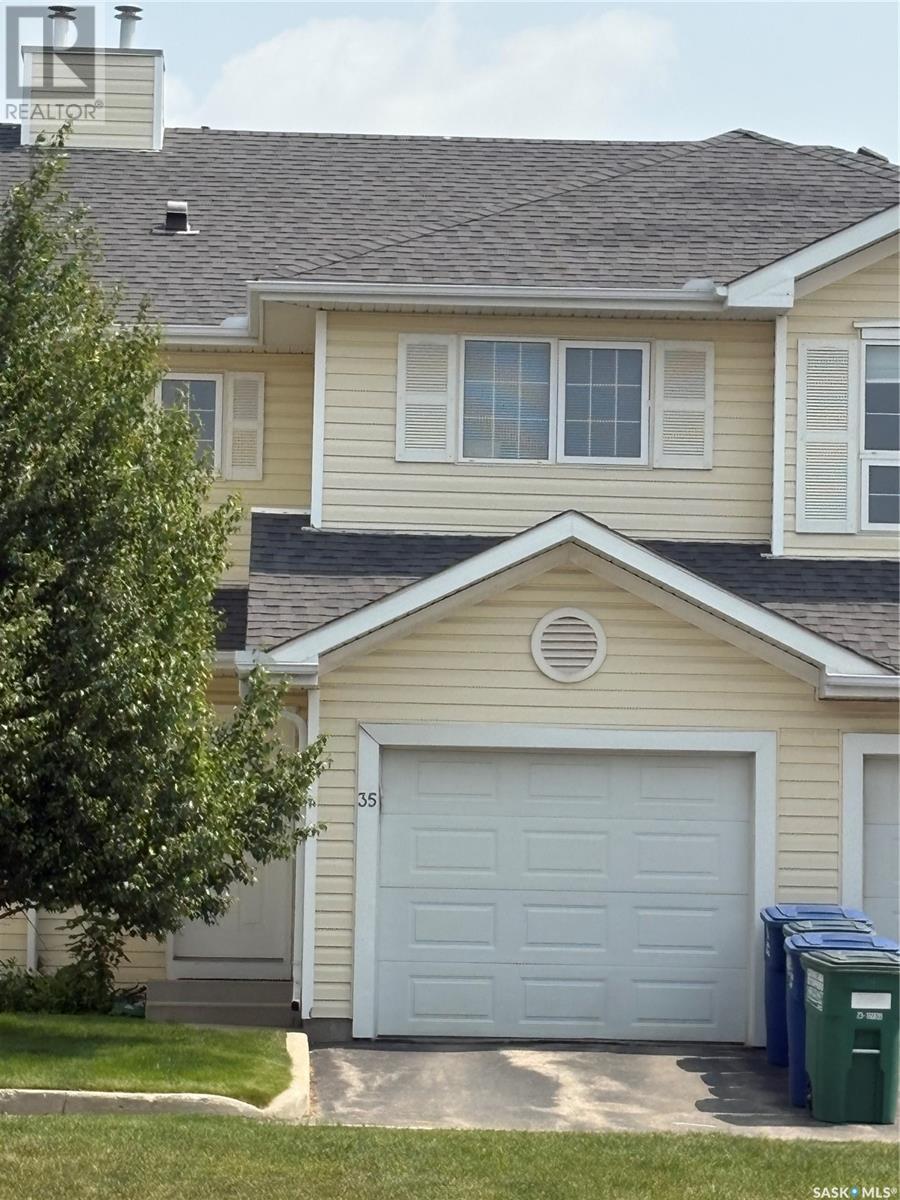 35 111 Fairbrother Crescent, Saskatoon, Saskatchewan  S7S 0A3 - Photo 2 - SK008774