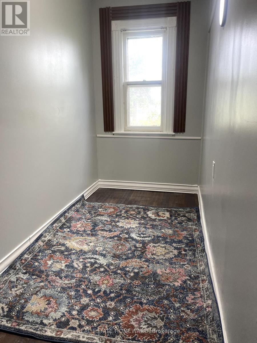 132 Waterloo Street, Brantford, Ontario  N3T 3S6 - Photo 17 - X12194438