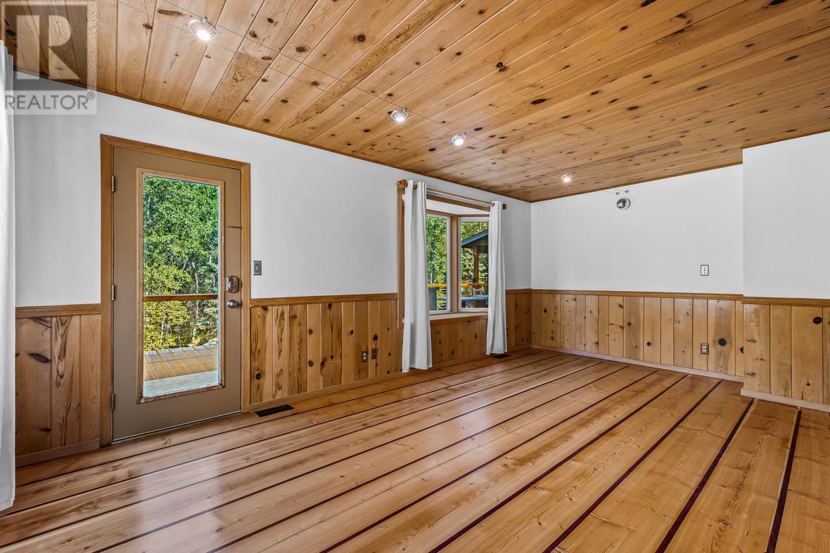 1332 Burfield Drive, Sun Peaks, British Columbia  V0E 5N0 - Photo 4 - 10351121