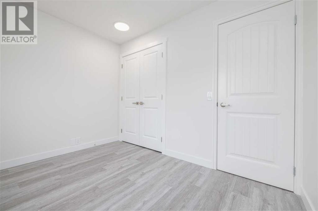24 Erin Mount Crescent Se, Calgary, Alberta  T2B 2S3 - Photo 15 - A2221438