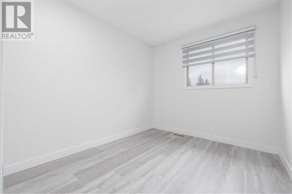 24 Erin Mount Crescent Se, Calgary, Alberta  T2B 2S3 - Photo 16 - A2221438