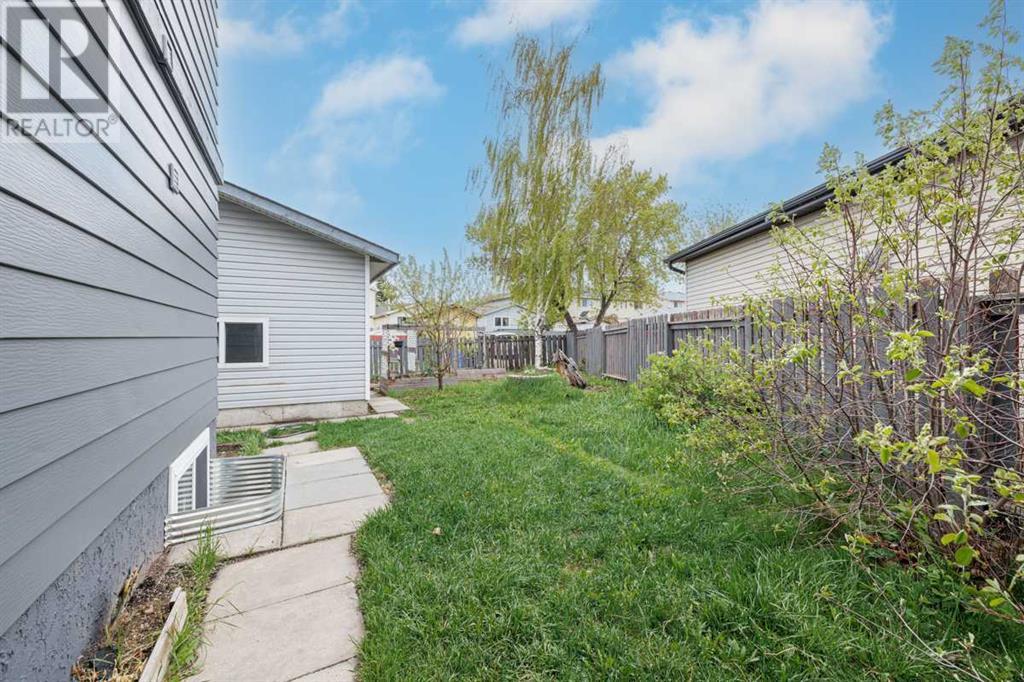 24 Erin Mount Crescent Se, Calgary, Alberta  T2B 2S3 - Photo 24 - A2221438