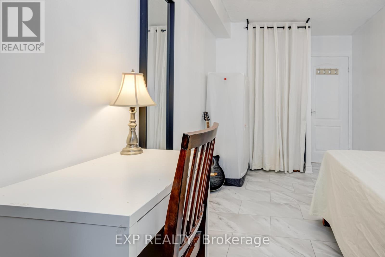 302 - 205 Hilda Avenue, Toronto, Ontario  M2M 4B1 - Photo 23 - C12203793