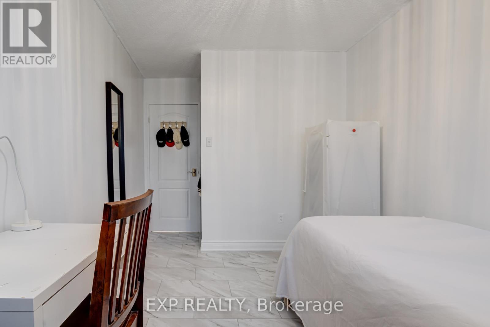 302 - 205 Hilda Avenue, Toronto, Ontario  M2M 4B1 - Photo 24 - C12203793