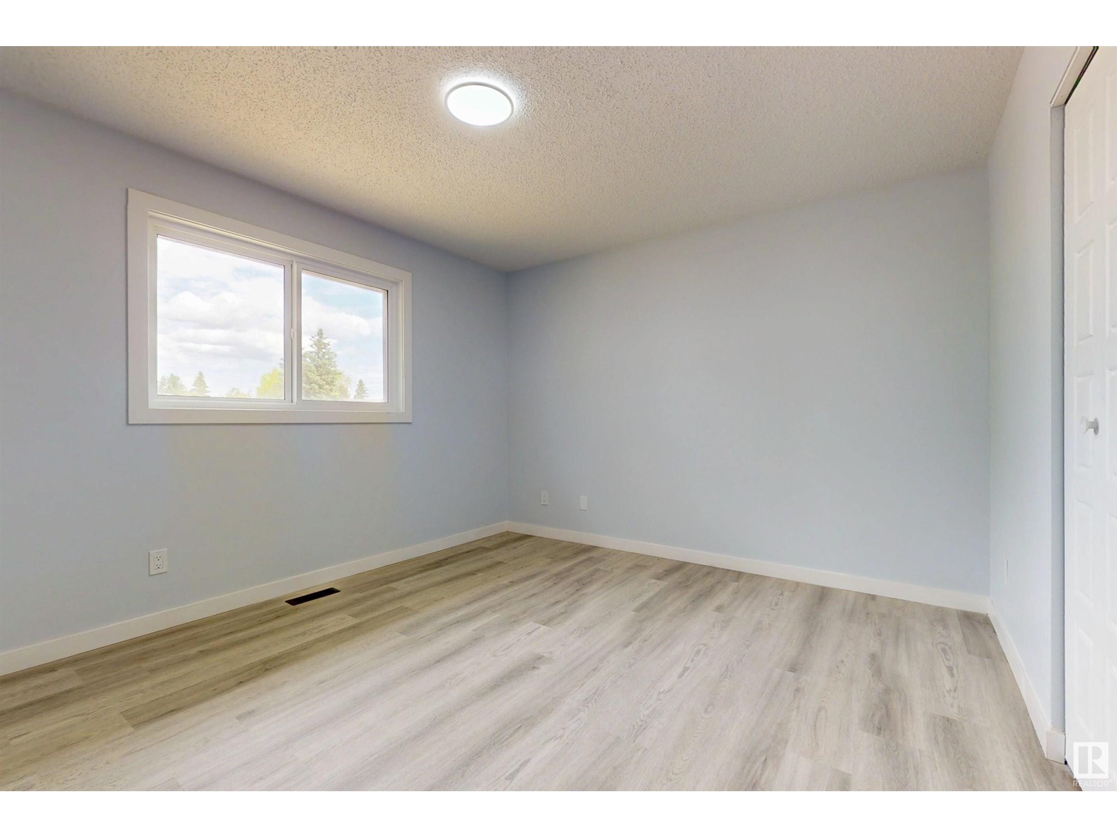 47 Clareview Rd Nw, Edmonton, Alberta  T5A 3X2 - Photo 16 - E4441225