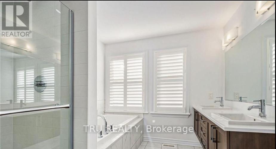 112 Minikan Street, Ottawa, Ontario  K1X 0E6 - Photo 16 - X12205579