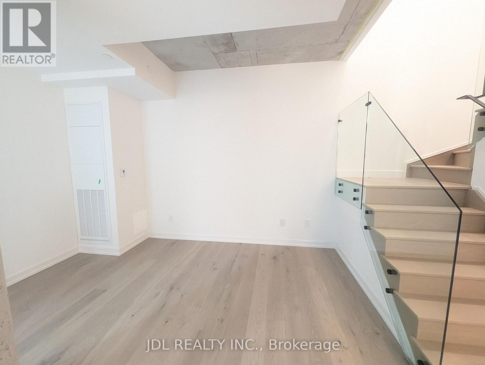 Th 115 - 28 Eastern Avenue, Toronto, Ontario  M5A 0Y2 - Photo 2 - C12205572