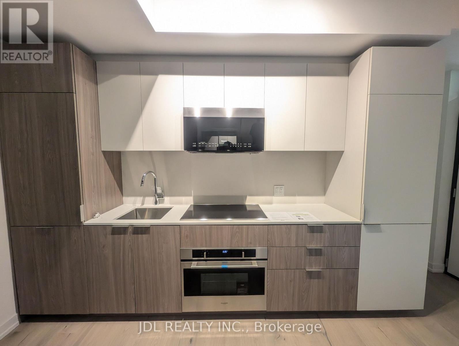 Th 115 - 28 Eastern Avenue, Toronto, Ontario  M5A 0Y2 - Photo 6 - C12205572