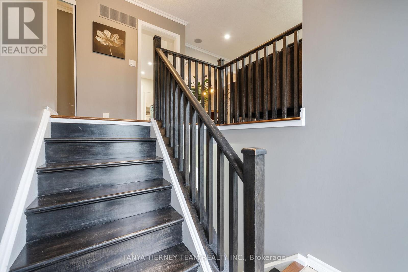 50 Lowder Place, Whitby, Ontario  L1N 8B7 - Photo 3 - E12205554