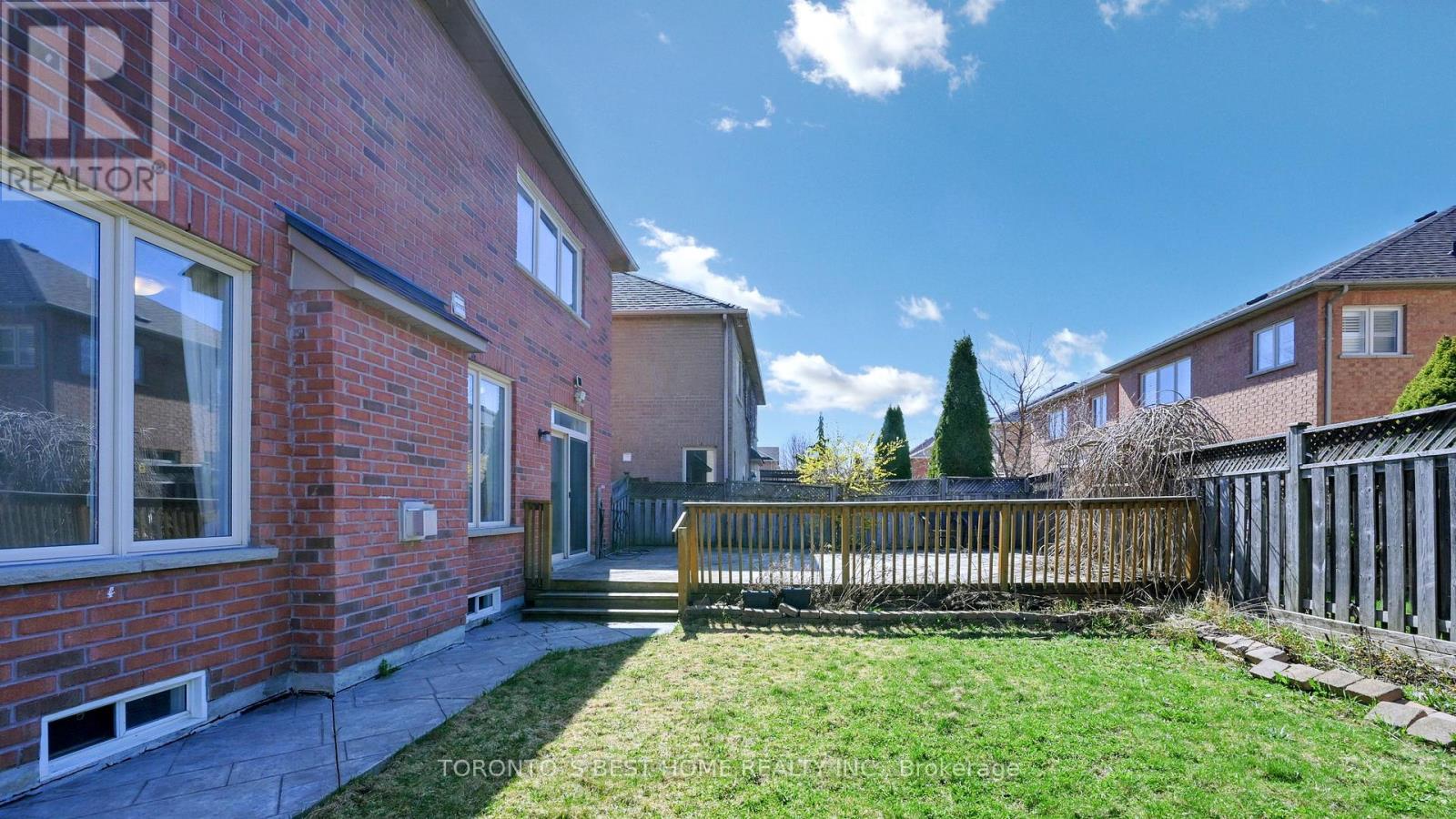 10 Waldron Crescent, Richmond Hill, Ontario  L4E 4A3 - Photo 31 - N12205564