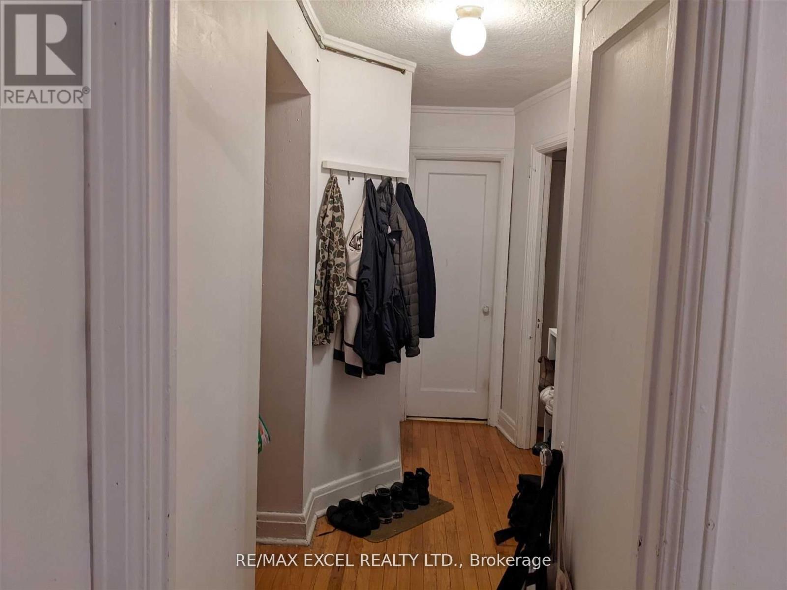19 - 1a Elm Grove Avenue, Toronto, Ontario  M6K 2H9 - Photo 13 - W12205556
