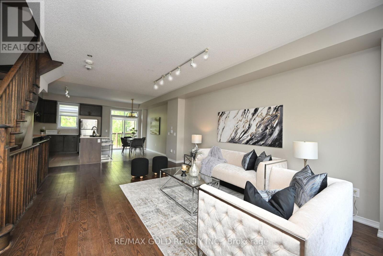 436 Ladycroft Terrace, Mississauga, Ontario  L5A 0A7 - Photo 16 - W12205558