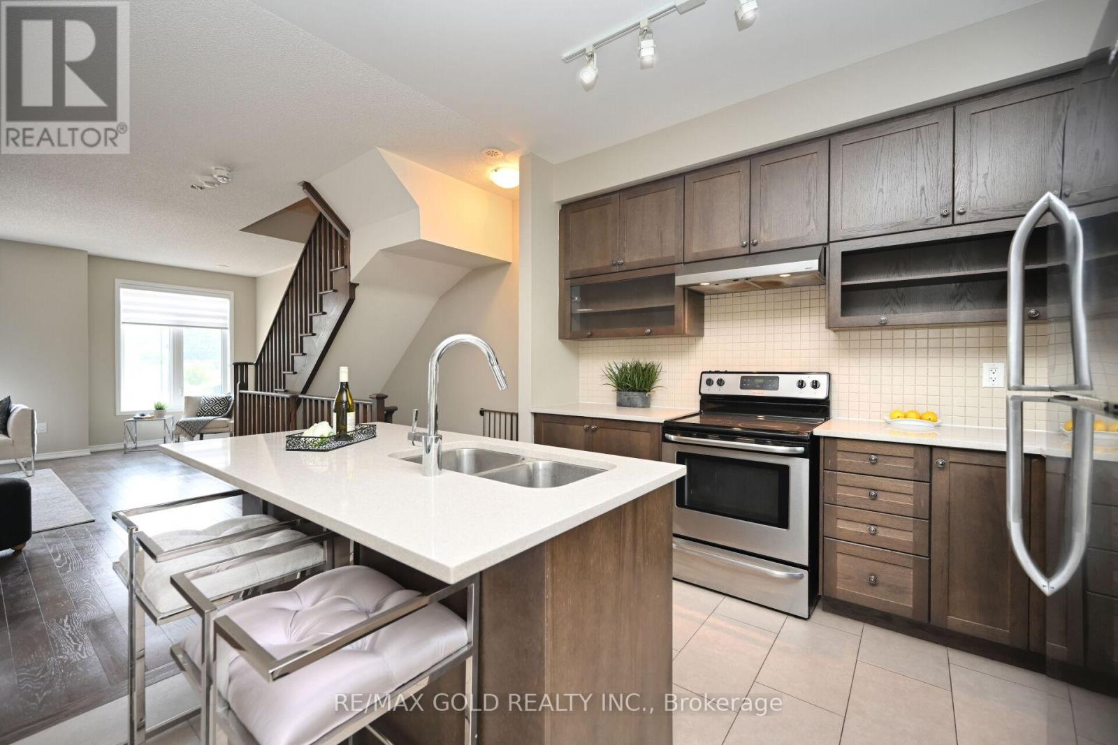 436 Ladycroft Terrace, Mississauga, Ontario  L5A 0A7 - Photo 22 - W12205558