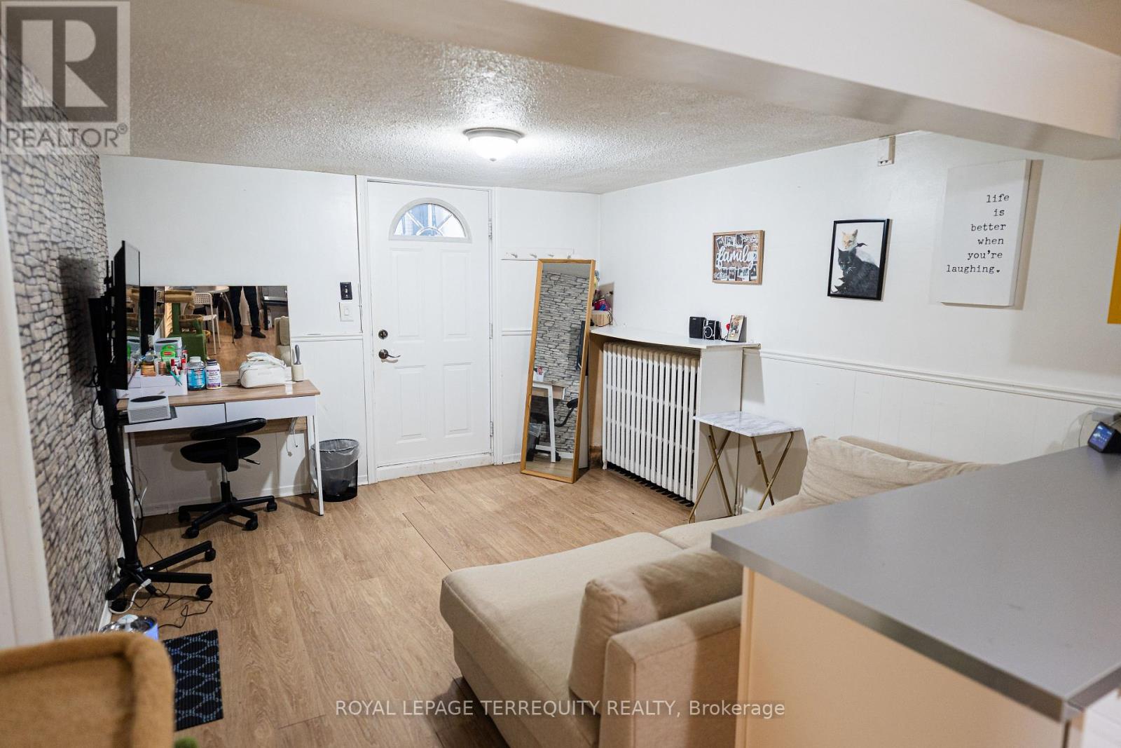 968 Castlefield Avenue, Toronto, Ontario  M6B 1E2 - Photo 16 - W12204889