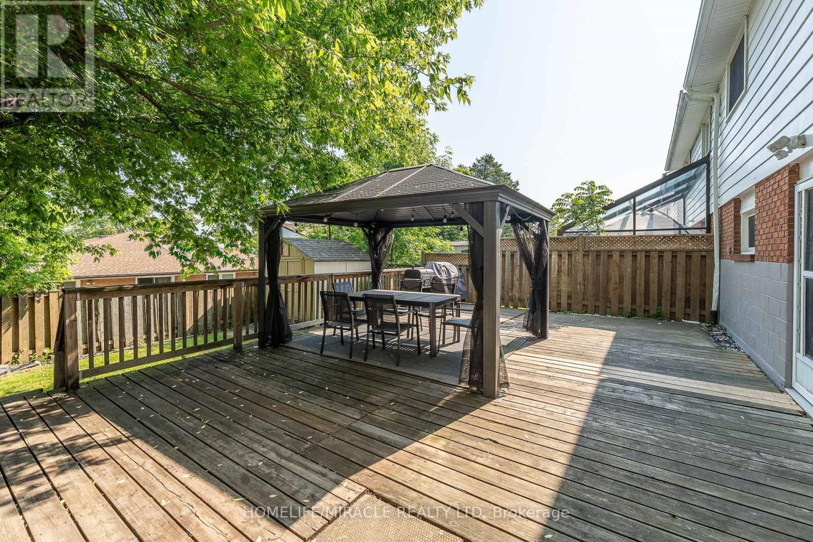 39 Sherry Lane Drive, Hamilton, Ontario  L8K 5R1 - Photo 27 - X12205350