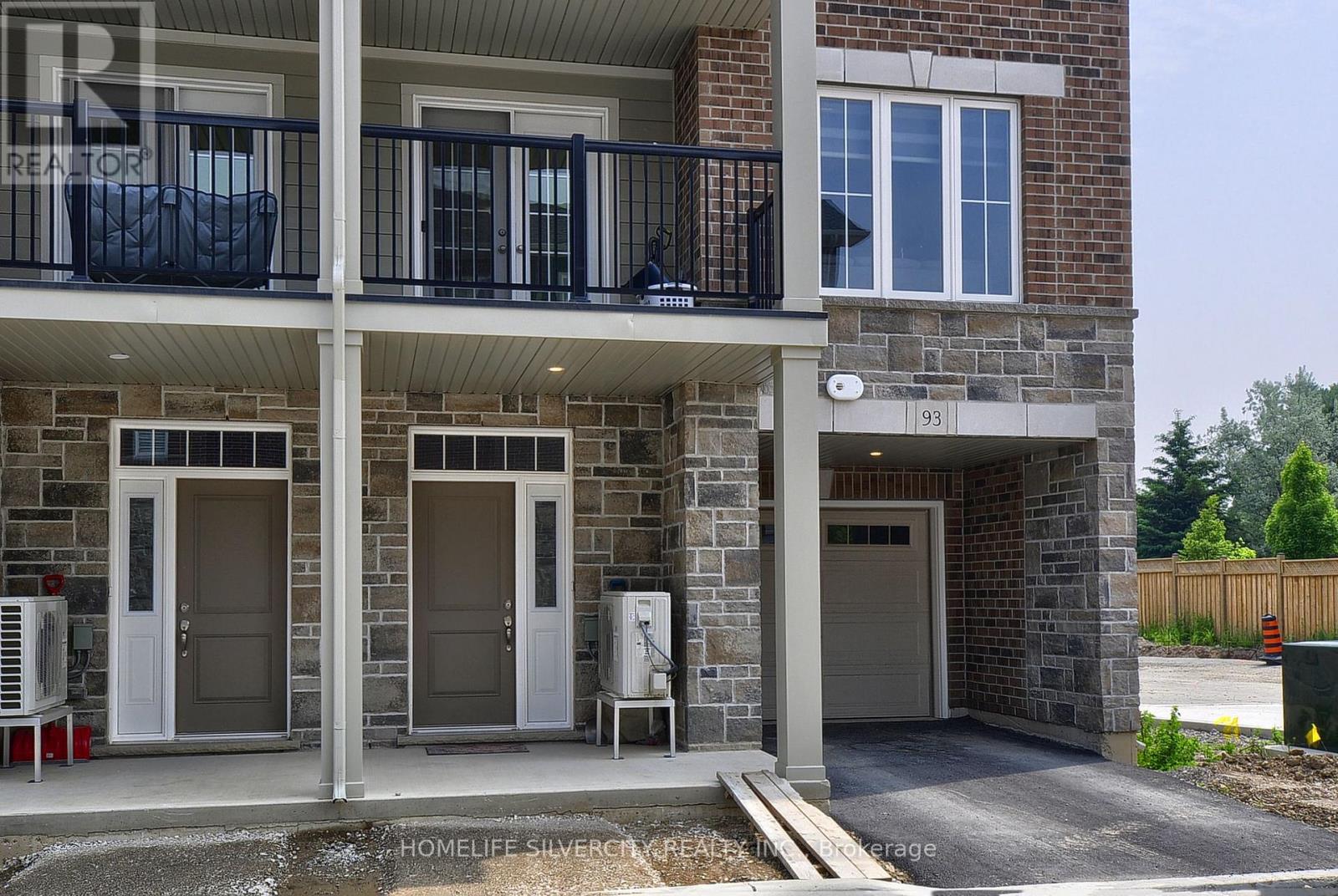 93 - 677 Park Road, Brantford, Ontario  N3R 0C2 - Photo 2 - X12205557