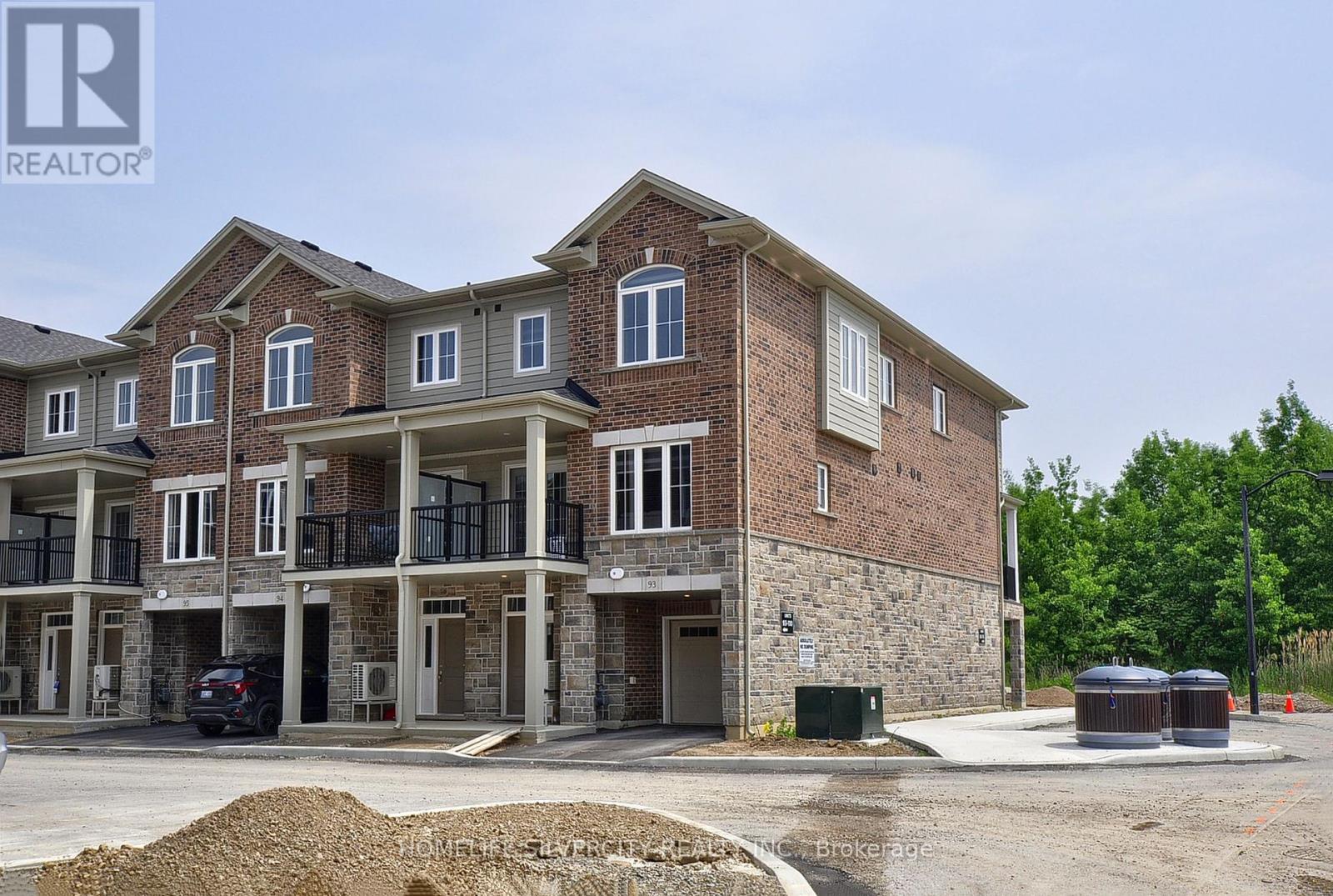 93 - 677 Park Road, Brantford, Ontario  N3R 0C2 - Photo 3 - X12205557